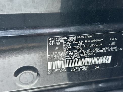 Used 2021 Toyota Venza Limited w/ Advanced Technology Package AWD/4WD image 27
