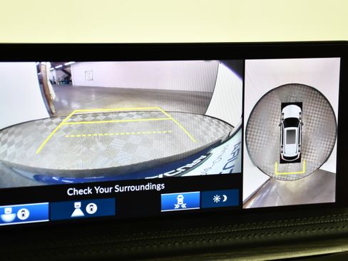 Certified 2025 Acura MDX SH-AWD w/ Advance Package image 27