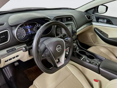 Used 2021 Nissan Maxima 3.5 SV w/ Floor Mat Group FWD image 10
