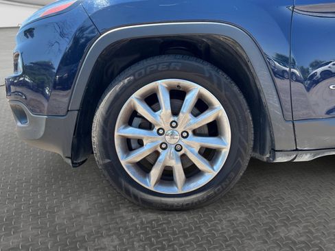 Used 2015 Jeep Cherokee Limited w/ Trailer Tow Group FWD image 14