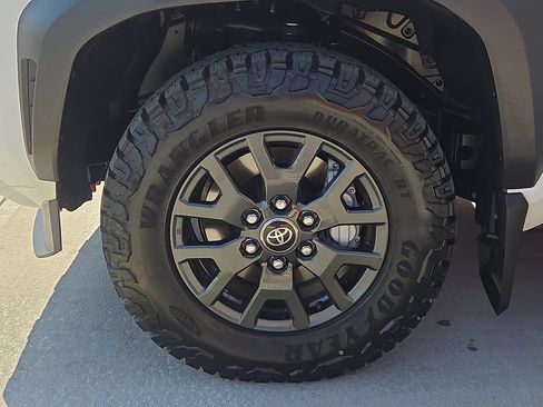 Certified 2026 Toyota 4Runner SR5 RWD image 8