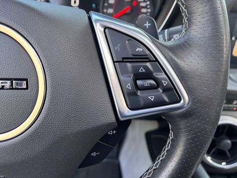 Used 2017 Chevrolet Camaro SS image 16