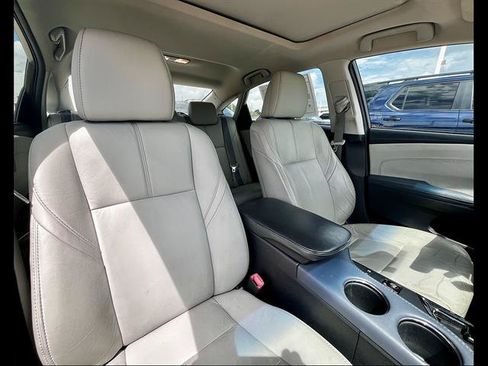 Used 2013 Toyota Avalon XLE Touring FWD image 12