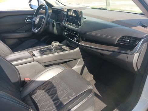 Used 2021 Nissan Rogue Platinum FWD image 15