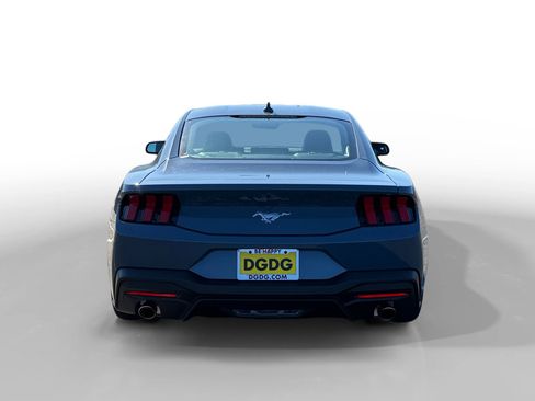 New 2025 Ford Mustang Coupe image 4