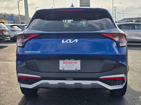 Used 2025 Kia Sportage EX FWD image 7