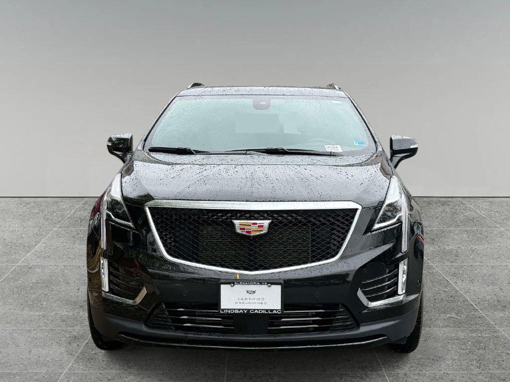 Certified 2026 Cadillac XT5 Sportv w/ LPO, Floor Liner Package AWD/4WD image 8
