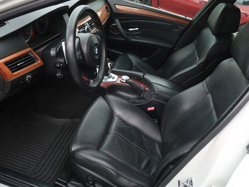 Used 2008 BMW M5 RWD image 17