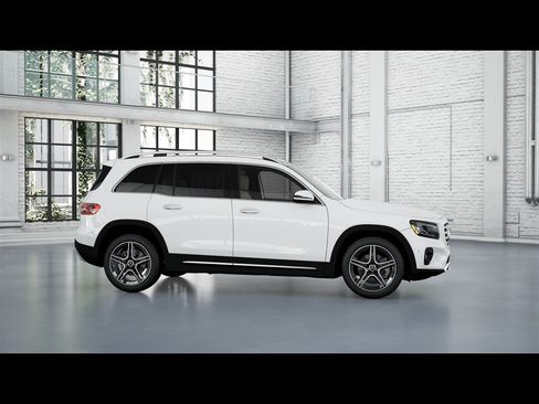 Certified 2026 Mercedes-Benz GLB 250 4MATIC image 10