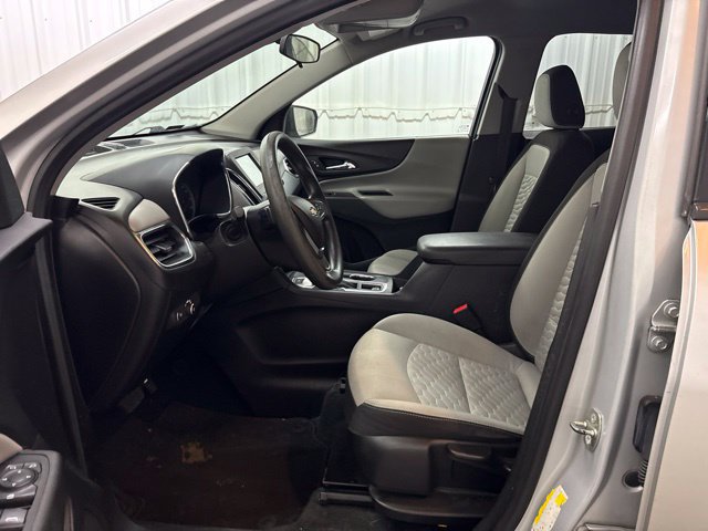 Used 2018 Chevrolet Equinox LS AWD/4WD image 18