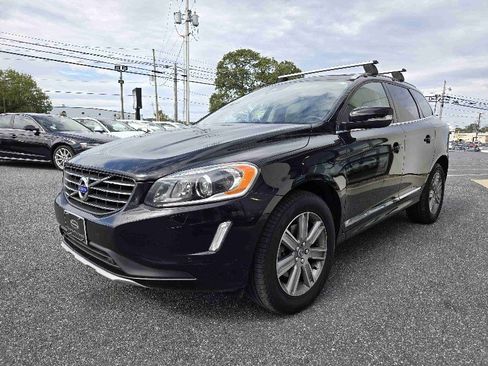 Used 2017 Volvo XC60 T5 Inscription w/ Preferred Option Package image 7