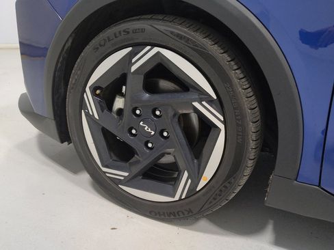 Used 2025 Kia K4 EX image 31