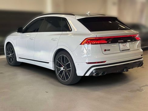 Used 2023 Audi SQ8 Premium Plus AWD/4WD image 6