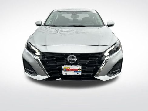 New 2025 Nissan Altima 2.5 SL image 8