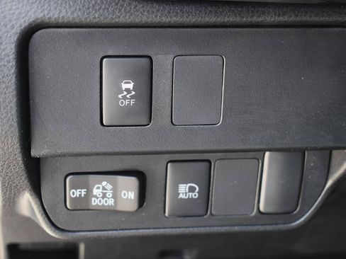 Used 2023 Toyota Tacoma SR w/ SR Convenience Package RWD image 21