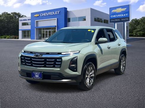 Certified 2026 Chevrolet Equinox LT AWD/4WD image 2