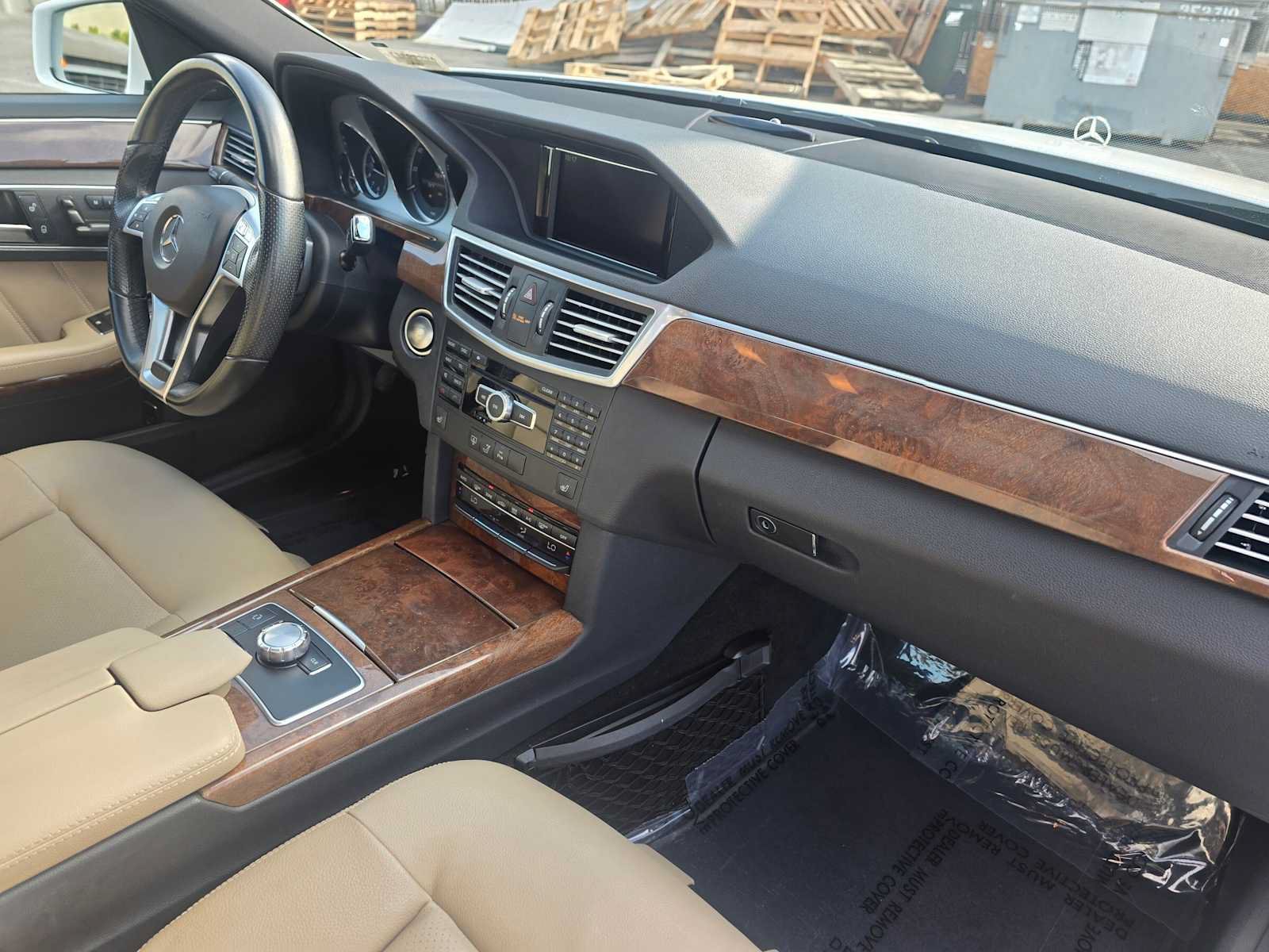 Used 2013 Mercedes-Benz E 350 Sedan image 11