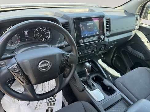 Used 2022 Nissan Frontier S w/ Technology Package AWD/4WD image 10