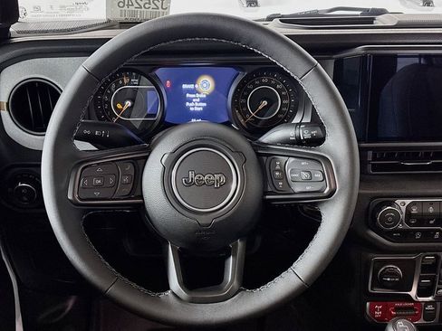 New 2025 Jeep Gladiator Willys image 13