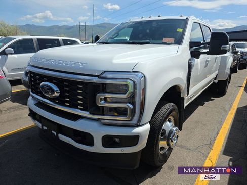 Used 2026 Ford F350 Platinum AWD/4WD image 1