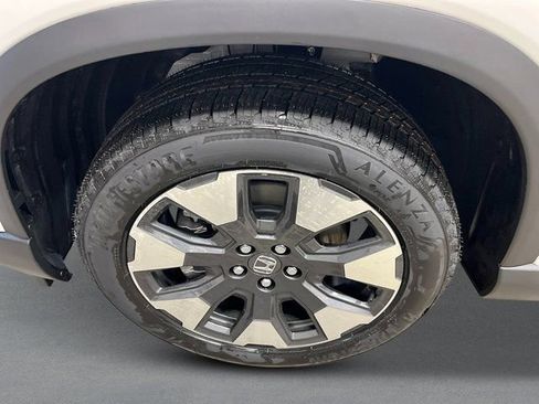 New 2026 Honda Pilot Touring image 11