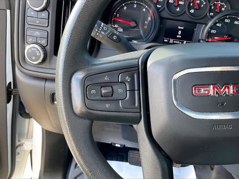 Used 2024 GMC Sierra 2500 Pro image 12