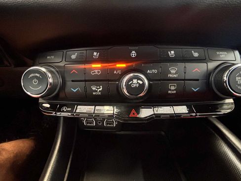 Used 2023 Dodge Durango GT AWD/4WD image 25