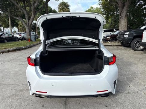 Used 2016 Lexus RC 200t image 16