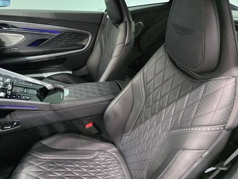 Used 2024 Aston Martin DB12 Coupe RWD image 17