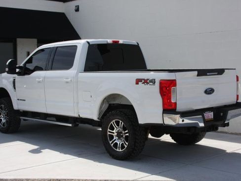 Used 2017 Ford F250 Lariat w/ Lariat Value Package image 11