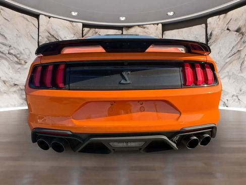 Used 2021 Ford Mustang Shelby GT500 w/ Technology Package image 7