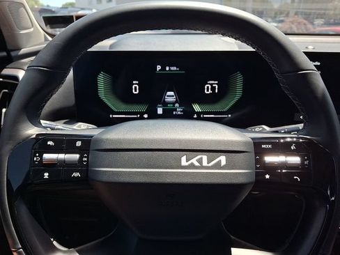 Certified 2026 Kia Sorento S w/ S Panoramic Sunroof Package FWD image 20