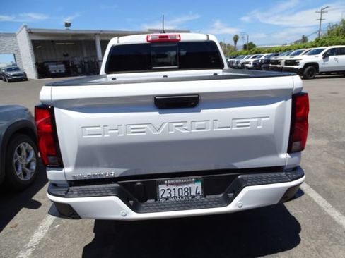 Used 2026 Chevrolet Colorado LT w/ LT Convenience Package AWD/4WD image 3