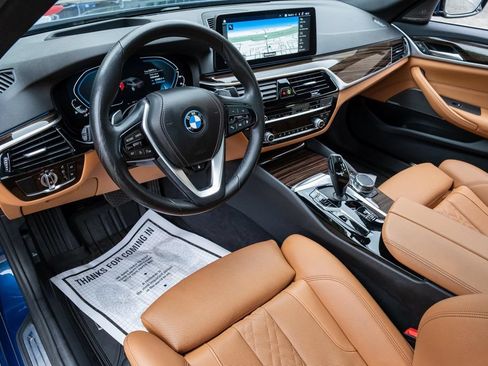 Used 2023 BMW 530e xDrive w/ Premium Package AWD/4WD image 17