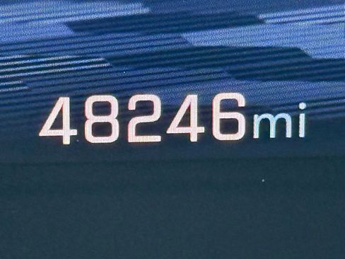 Used 2024 Chevrolet Traverse LT image 19