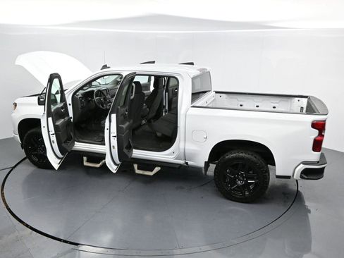 Used 2022 Chevrolet Silverado 1500 Custom image 37