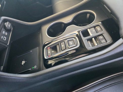 Certified 2023 Honda Pilot Elite image 18