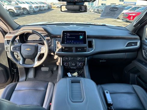 Used 2024 Chevrolet Suburban LT AWD/4WD image 10