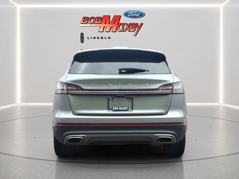 Used 2023 Lincoln Nautilus Reserve AWD/4WD image 5