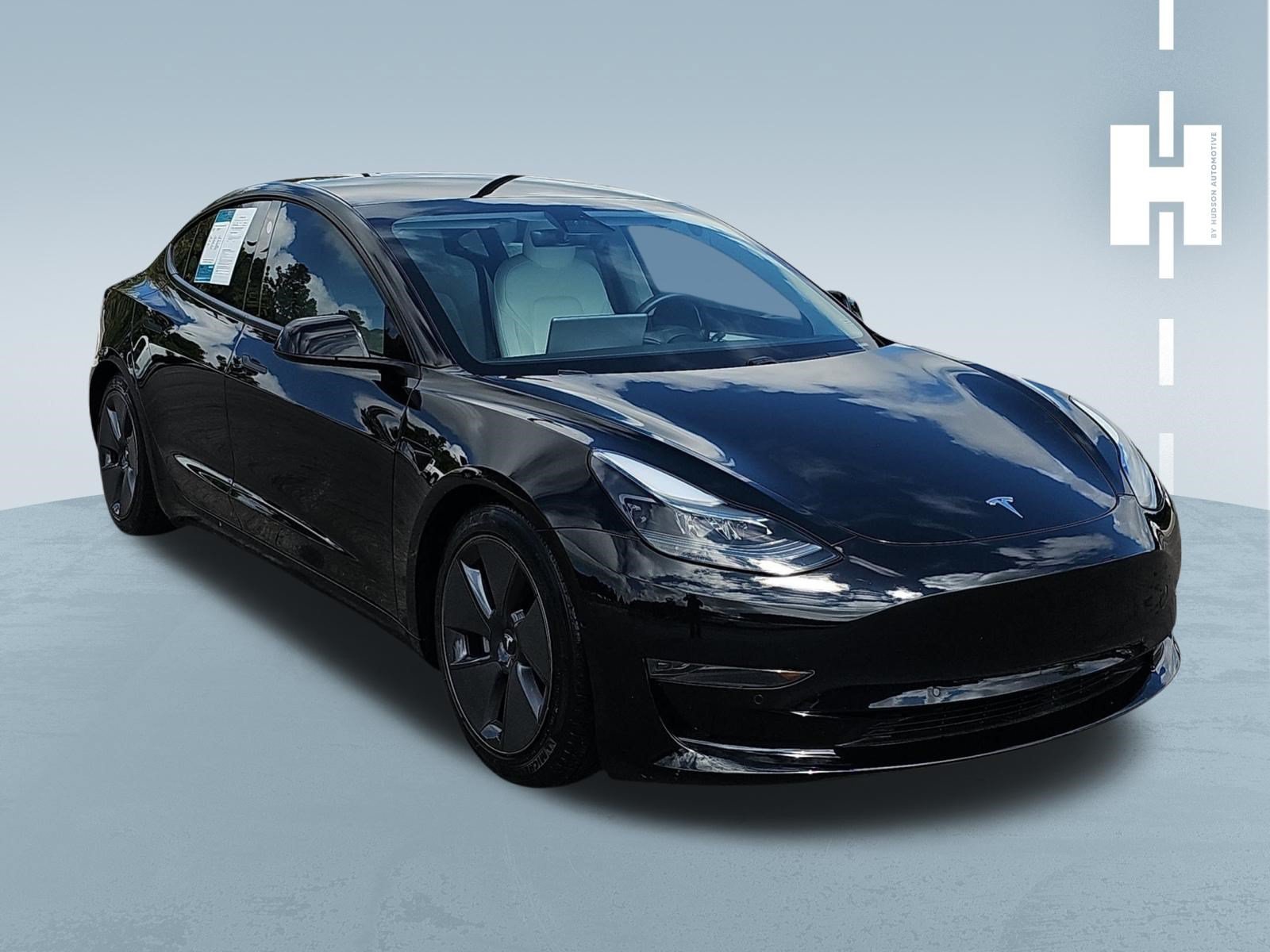 Used 2021 Tesla Model 3 Standard Range Plus RWD image 1