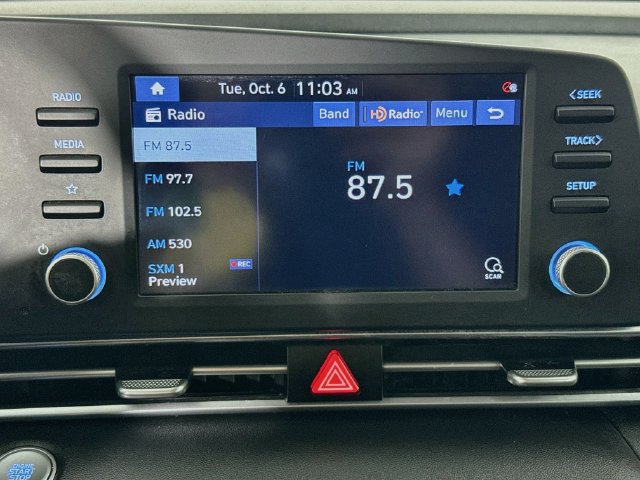Used 2021 Hyundai Elantra SEL FWD image 15