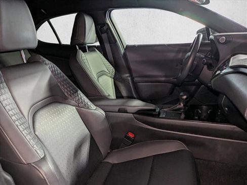 Used 2021 Lexus UX 200 image 20