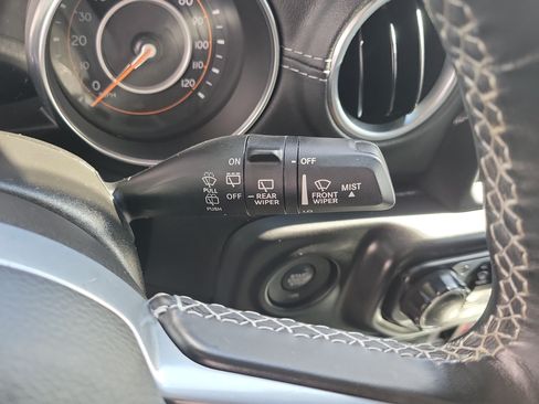 Used 2021 Jeep Wrangler Unlimited Sahara AWD/4WD image 26
