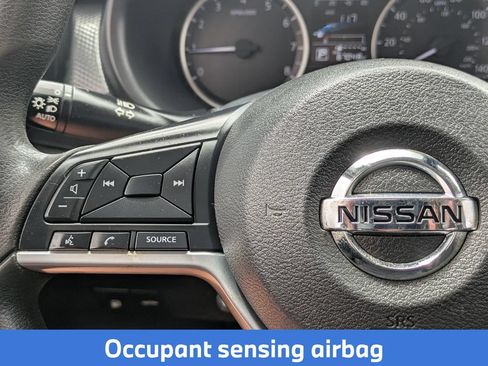 Used 2021 Nissan Kicks S FWD image 17