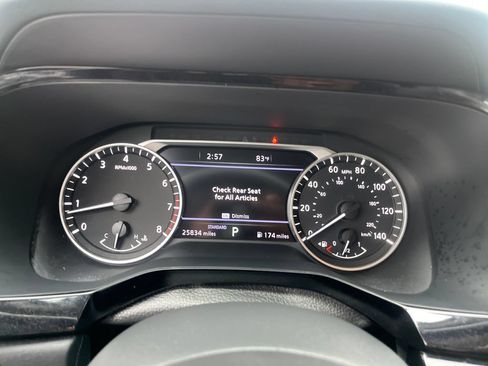 Used 2023 Nissan Pathfinder SL w/ Cargo Package FWD image 12