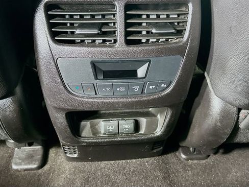 Used 2020 Acura MDX SH-AWD image 26