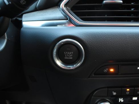 New 2025 MAZDA CX-5 Signature image 39