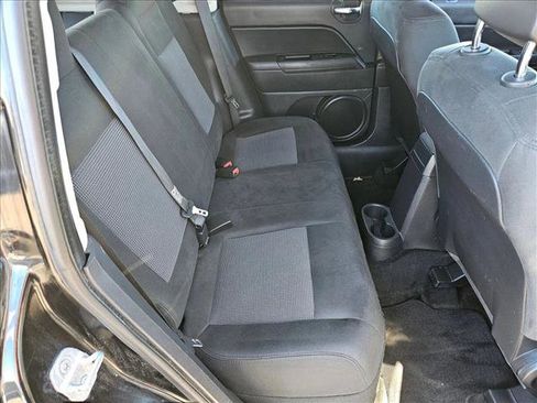 Used 2014 Jeep Compass Sport w/ Power Value Group image 17