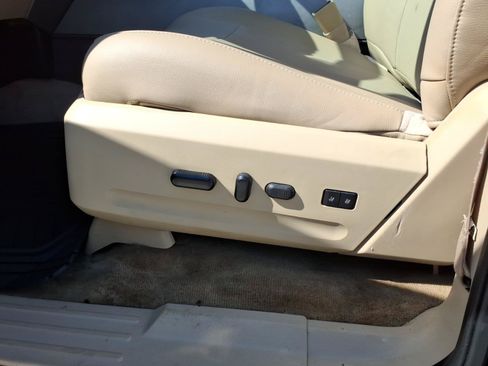 Used 2012 Ford Expedition EL XLT RWD image 12