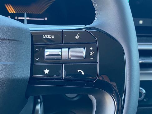 New 2026 Kia Sorento LX image 14